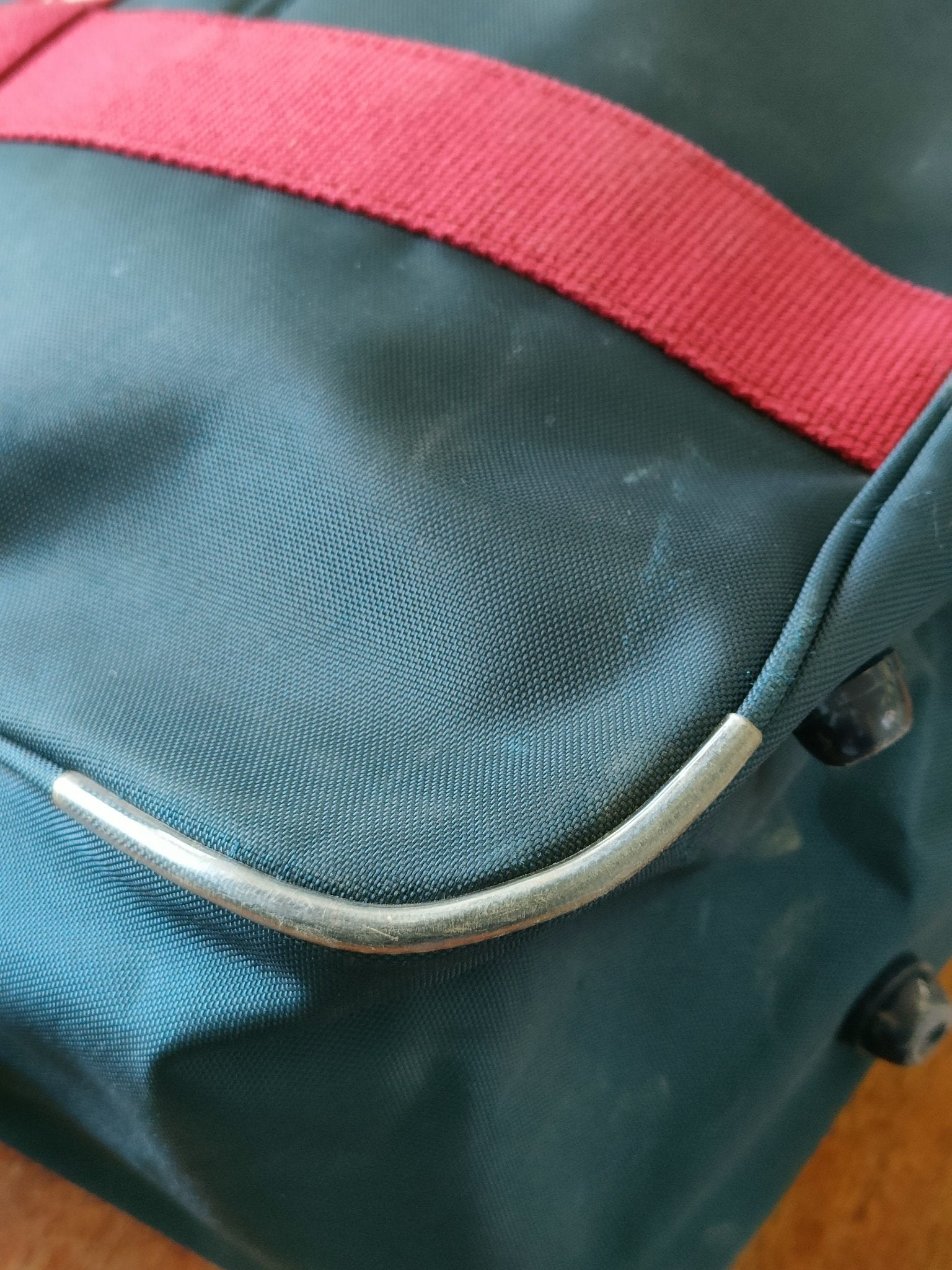 ボストン型スクールバッグ / サーバルSEAVAL - 株式会社片岡商店